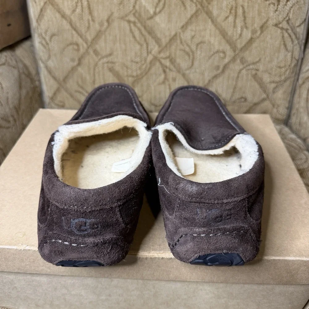 UGG Ascot Brown Leather Wool 1101110 Men's Size 10 Indoor Outdoor Slippers